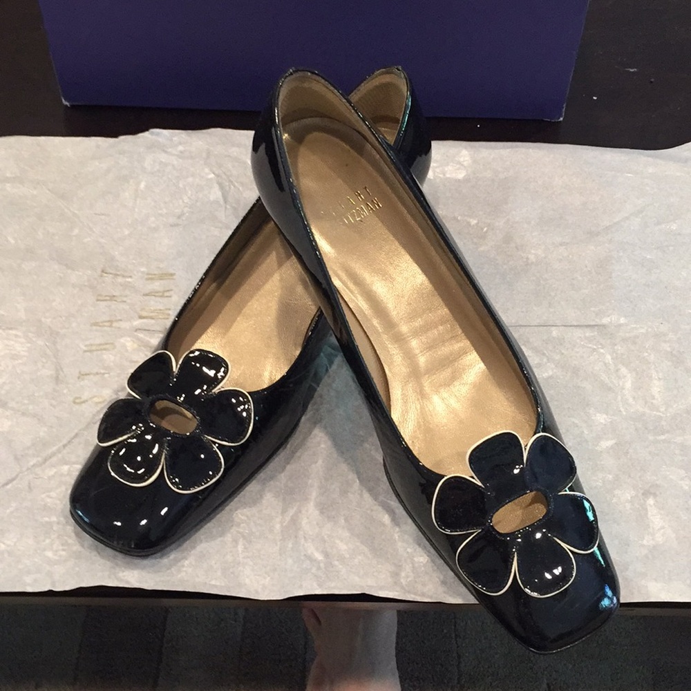 Stuart Weitzman - Picture 2 of 5